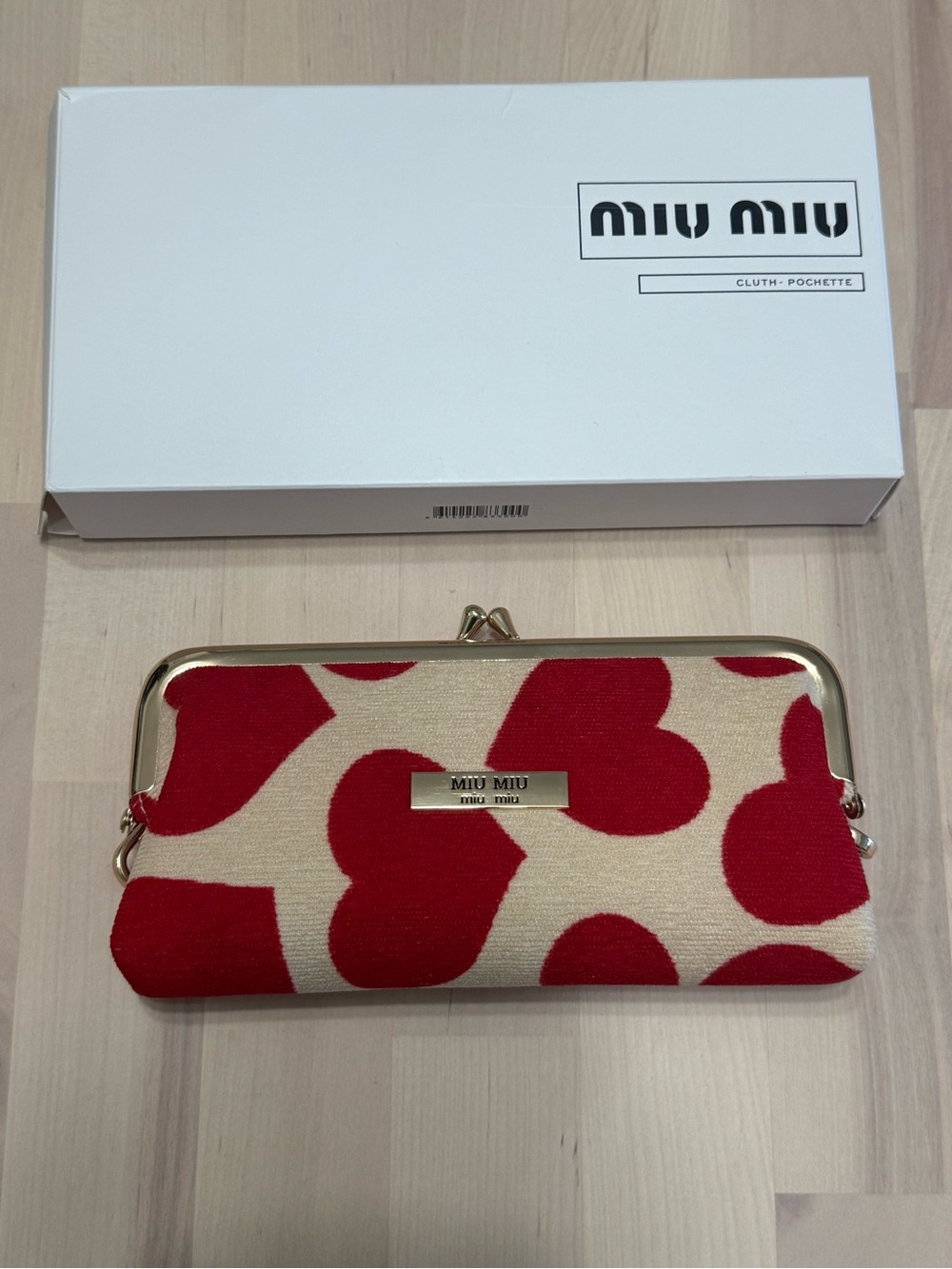 Miu Miu Red and Cream Heart-Print Kiss-Lock Clutch